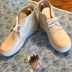 Alife Chuck boots/ never worn size 9.5 men’s